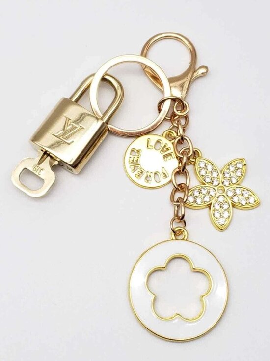 Authentic Louis Vuitton Lock & Key with Unbranded Flower Charm, Keychain - Picture 5 of 6